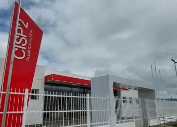 Mulher acusa diretor de transportes de Delmiro Gouveia de importunação sexual; prefeita afasta servidor