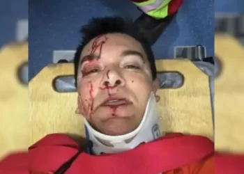 Cantor Regis Danese está na UTI em estado grave após passar por cirurgia, diz assessoria do artista