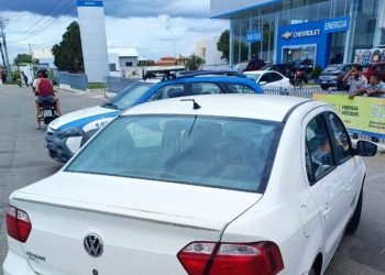 Polícia Rodoviária Estadual apreende veículo com restrição de roubo em Paulo Afonso