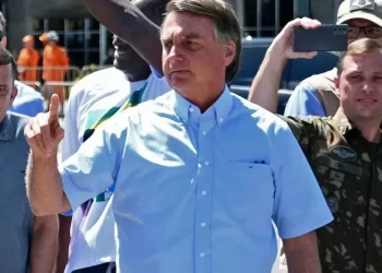 “Cid vai contar todos os fatos de Bolsonaro”, diz advogado