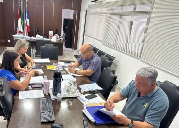 Marcondes reúne-se com comissão que vai acompanhar a execução orçamentária e financeira do município