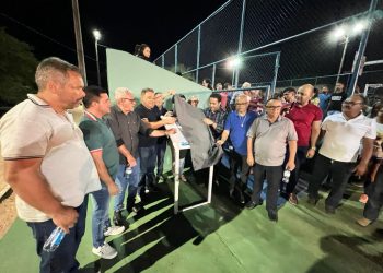 Prefeitura de Glória entrega requalificação da Quadra Poliesportiva do Povoado Retiro