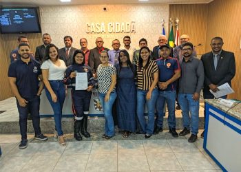 Em Glória (BA), piso da enfermagem é aprovado e profissionais vão receber o pagamento complementar; garante prefeito David Cavalcanti