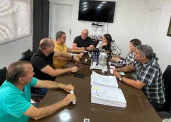 Para enxugar gastos, Prefeitura de Paulo Afonso cria comissão e inicia série de reuniões com secretários municipais
