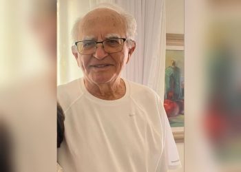 Juíza do TJBA suspende decisão local e prefeito licenciado Luiz de Deus volta a receber salário