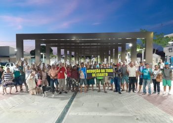 Comunidade do BTN se une para protestar contra Embasa e cobrar redução na taxa de esgoto em Paulo Afonso