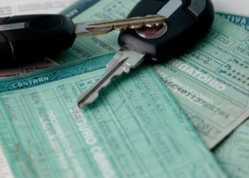 IPVA fica em média 2,61% mais barato em 2024 na Bahia, e pode ser pago via pix à vista em qualquer banco