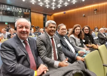 Na Alemanha, Jerônimo apresenta potencial da Bahia para atrair mais investimentos