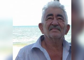 Paulo Afonso se despede de “Seu Nestor” do Caldo de Cana do Parque Belvedere