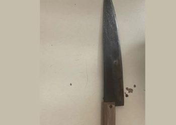 Homem é preso ao esfaquear senhor no nariz e braços em Paulo Afonso; vítima foi levada ao HNAS