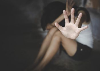 Mulher vítima de violência em Paulo Afonso sofre hematoma no olho e tem nariz suturado após soco do agressor