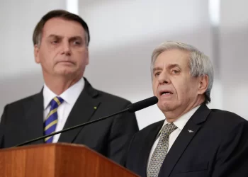 Bolsonaro, Braga Netto, Valdemar, Anderson Torres e outros são alvos da PF em operação sobre tentativa de golpe em 2022