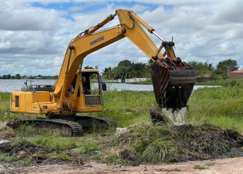 Prefeitura realiza limpeza da captação do abastecimento de água do Boa Esperança