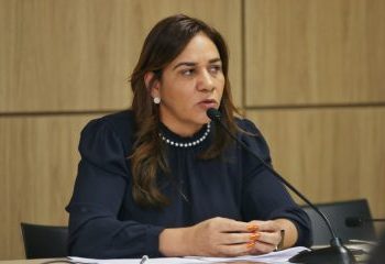 Secretária da Saúde da Bahia se reunirá com 62 prefeitos para tratar sobre o combate à Dengue