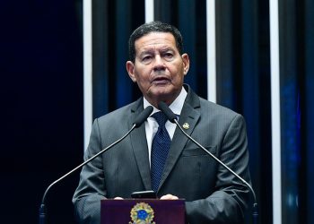 ARTIGO: Brasil, tempos nublados – O pronunciamento do general Mourão (Francisco Nery Júnior)