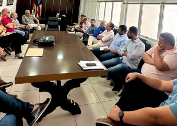 Prefeito Marcondes faz primeira reunião com secretariado após mudar parte da equipe