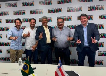 Um dia após união entre PP e PT em Feira de Santana, Jerônimo recebe Mário Negromonte Jr. em audiência com o prefeito de Jeremoabo