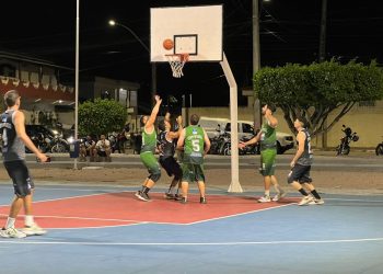 Times Bebeto e Wendell são os finalistas do 1º Campeonato de Basquete no Complexo Esportivo do BNH