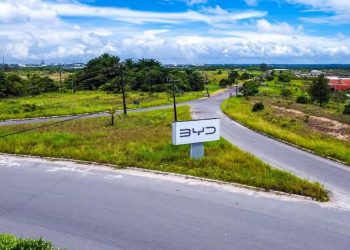 Montadora chinesa de carros elétricos oferece mais de 100 vagas de emprego na Bahia