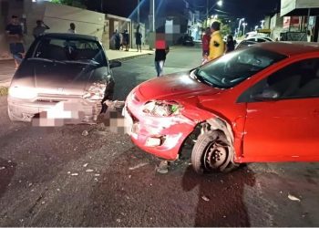 Acidente na Vila Moxotó deixa vítimas com escoriações; SAMU realizou atendimento no local