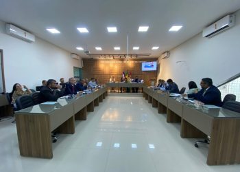 Vereadores aprovam orçamento de R$ 580 milhões para 2025 e rejeitam emenda que limitava de 100% para 30% abertura de créditos suplementares 