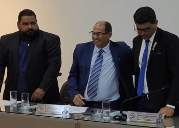 Vereador Zé de Abel é reeleito presidente da Câmara de Paulo Afonso; 14 votos a favor e 3 abstenções