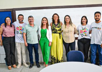 Secretaria de Educação de Glória-BA participa da Jornada Pedagógica 2025 do Colégio Estadual Reis Magalhães