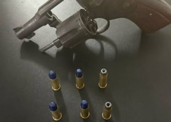 Homem é preso por porte ilegal de arma de fogo no Bairro Siriema III, em Paulo Afonso