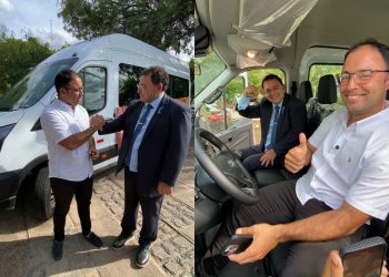 Vereador Valmir Rocha entrega van para transporte de pacientes de hemodiálise em Paulo Afonso