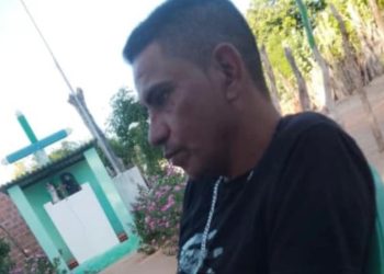 Homem é morto a facadas em bar no povoado Brejo do Burgo, em Glória (BA); autor do crime está foragido