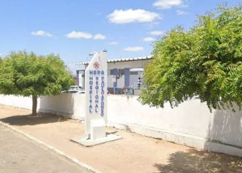 Família faz apelo urgente por transferência de jovem em coma internado no Hospital Regional de Paulo Afonso