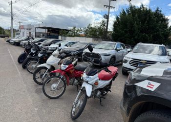 Golpistas têm R$ 1 milhão em bens apreendidos; Polícia Civil recolhe 10 carros e 7 motos durante operação em Paulo Afonso e região