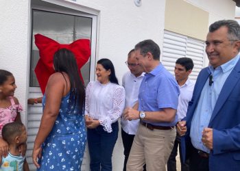 Paulo Afonso celebra entrega de 200 moradias do “Minha Casa, Minha Vida” com presença de autoridades (Vídeos)