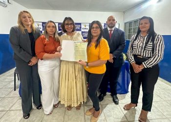 Glória-BA realiza terceira etapa de entrega de títulos de propriedade e anuncia expansão da REURB para a zona rural