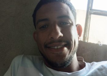 Mãe implora por ajuda para encontrar filho de 25 anos, desaparecido há mais de uma semana em Paulo Afonso