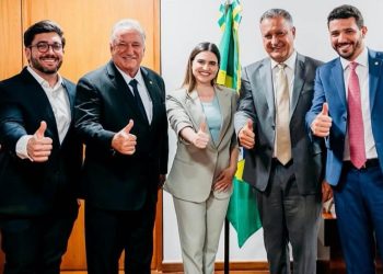 Em Brasília, Luiza de Deus é apresentada como pré-candidata em 2026; edição em postagem gera especulação: estadual ou federal?