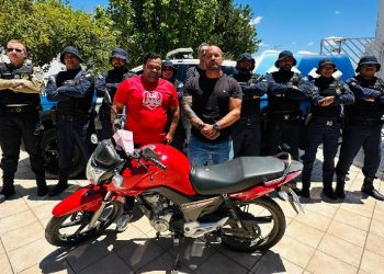 Guarda Municipal e SMTT recuperam veículo roubado em Delmiro Gouveia-AL