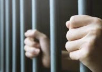 Conflito familiar termina com homem detido por ameaça e dano contra padrasto em Paulo Afonso