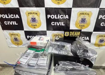 Suspeito de divulgar imagens íntimas de mulheres na internet é preso na Bahia