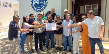 Agora é lei: prefeito Mário Galinho sanciona limite de 40% para taxa de esgoto em Paulo Afonso