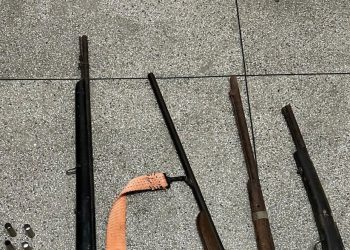 Dupla é presa e armas são apreendidas após ameaça a mulher na zona rural de Glória-BA