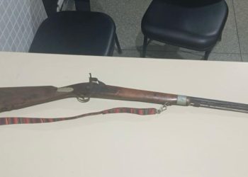 Homem é preso com espingarda após ameaçar moradores em povoado de Jeremoabo