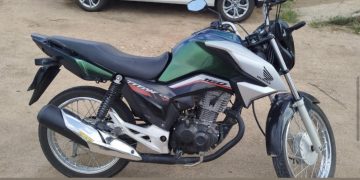 Motocicleta é apreendida após flagrante de “grau” em Paulo Afonso