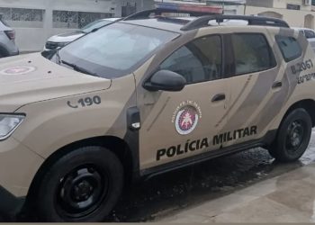 PM evita linchamento e prende homem em flagrante após agredir e ameaçar a própria mãe em Paulo Afonso