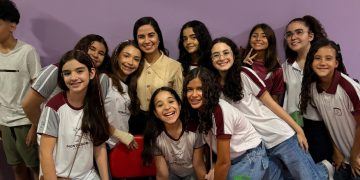 Vereadora Sheila Bello prestigia o Dia do Bem do Colégio Montessori e entrega homenagem à direção da instituição