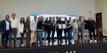 Paulo Afonso sanciona Lei de Inovação, foca em planejamento estratégico e amplia internet gratuita