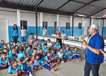 Projeto Cabide Literário amplia acesso à leitura em Glória-BA
