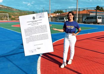 Prefeitura atende solicitação da vereadora Sheila Bello e reforma a quadra do Povoado Riacho