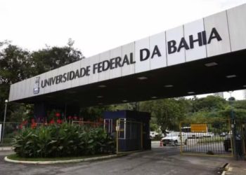 Ufba abre concurso para professor com salários de até R$ 13 mil; saiba detalhes