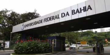 Ufba abre concurso para professor com salários de até R$ 13 mil; saiba detalhes